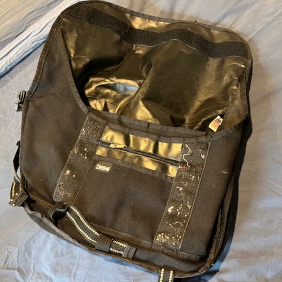 Chrome Industries Messenger Bag - Black - Picture 3 of 4